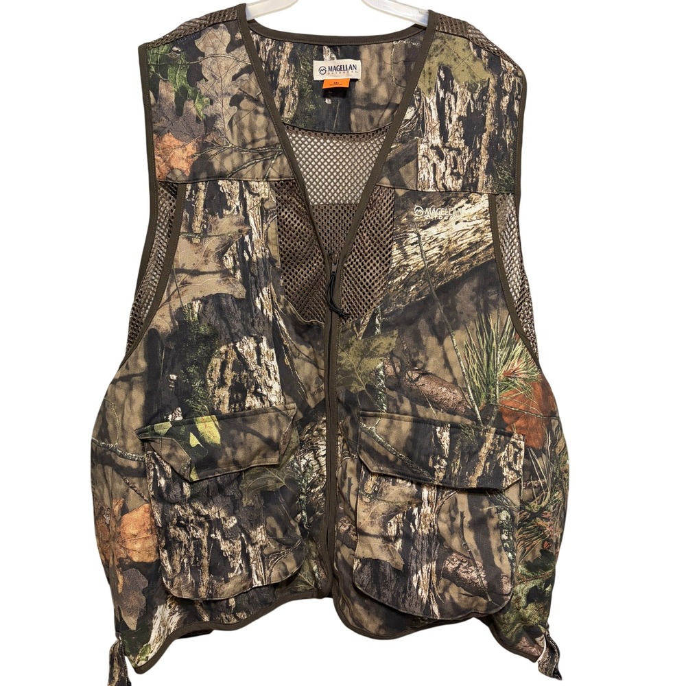 Magellan Outdoors Mens Camo Mesh Hunting Vest Realtree Edge Small Game Bag